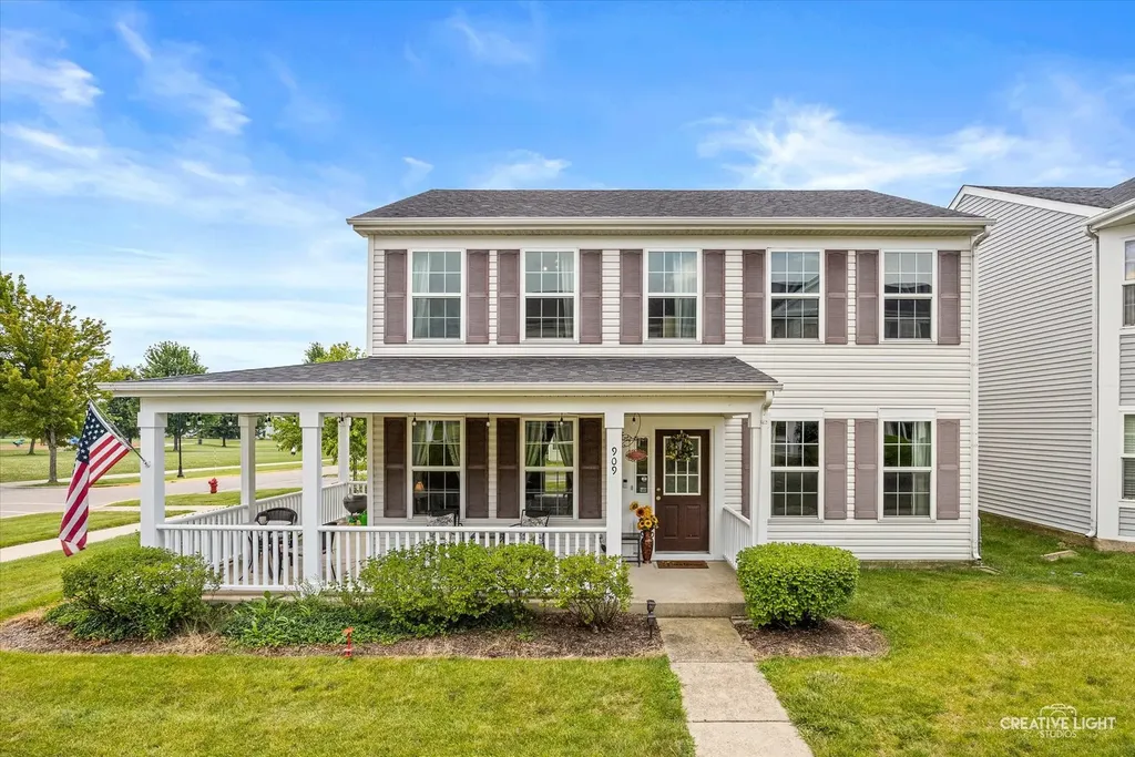 909 Four Seasons Boulevard Aurora IL 60504