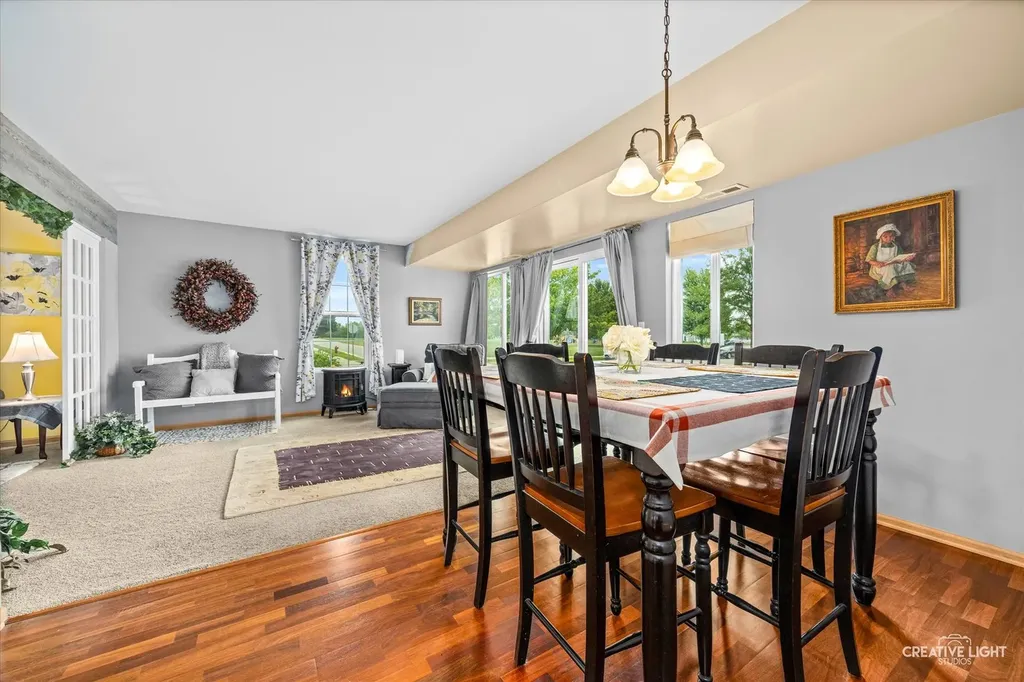 909 Four Seasons Boulevard Aurora IL 60504