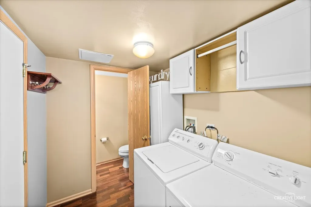 909 Four Seasons Boulevard Aurora IL 60504