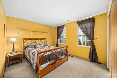 909 Four Seasons Boulevard Aurora IL 60504