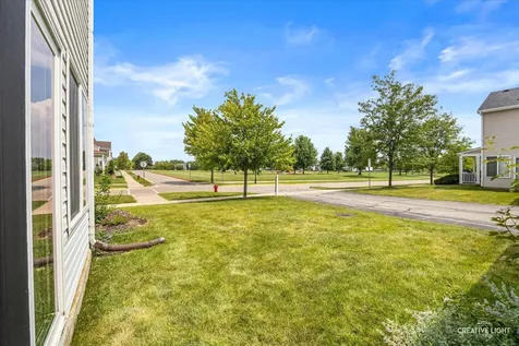 909 Four Seasons Boulevard Aurora IL 60504