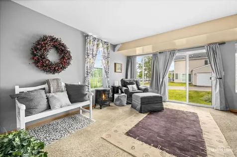 909 Four Seasons Boulevard Aurora IL 60504