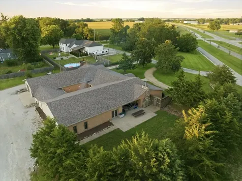 311 North Gerrard Street Chenoa IL 61726