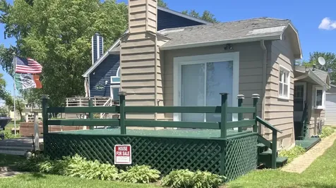 204 Eagle Point Road Fox Lake IL 60020