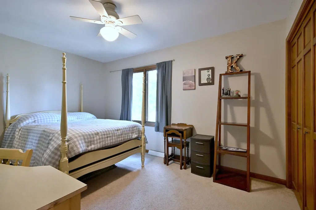 27W168 Chartwell Drive Winfield IL 60190