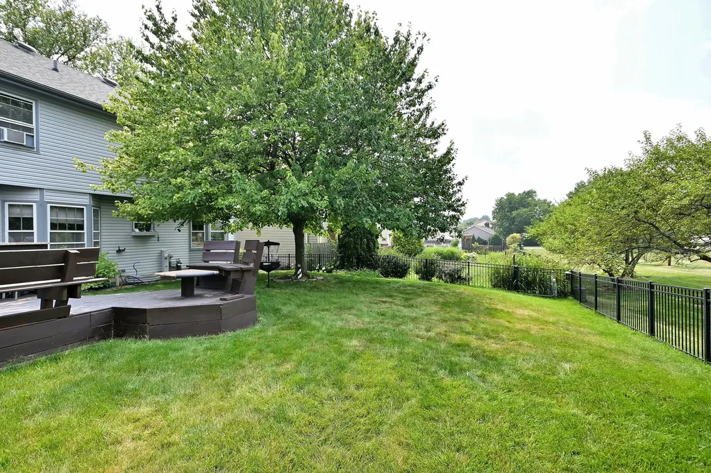 27W168 Chartwell Drive Winfield IL 60190