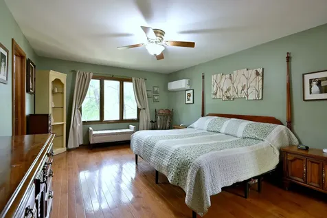 27W168 Chartwell Drive Winfield IL 60190
