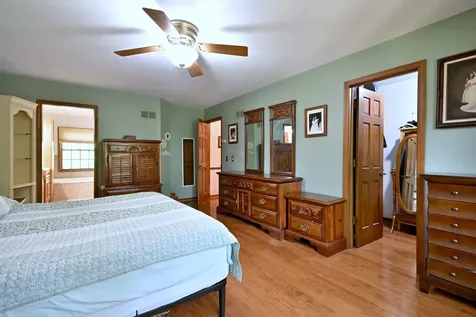 27W168 Chartwell Drive Winfield IL 60190