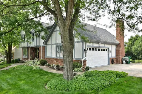 27W168 Chartwell Drive Winfield IL 60190