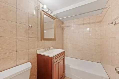 8440 West 95th Street Hickory Hills IL 60457