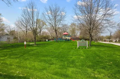 8440 West 95th Street Hickory Hills IL 60457
