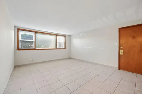 8440 West 95th Street Hickory Hills IL 60457