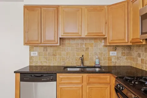 8440 West 95th Street Hickory Hills IL 60457