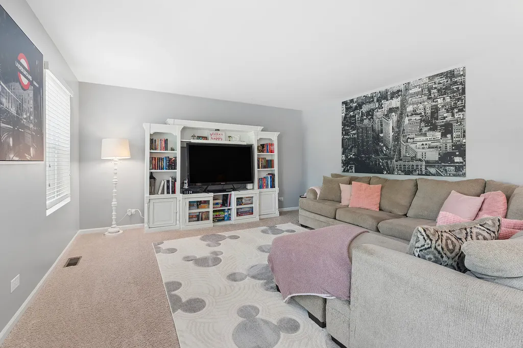 1651 Glenbrooke Lane New Lenox IL 60451