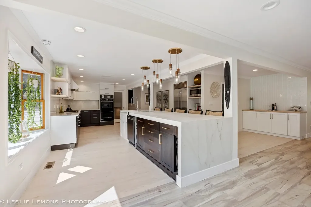8S452 Bell Drive Naperville IL 60565