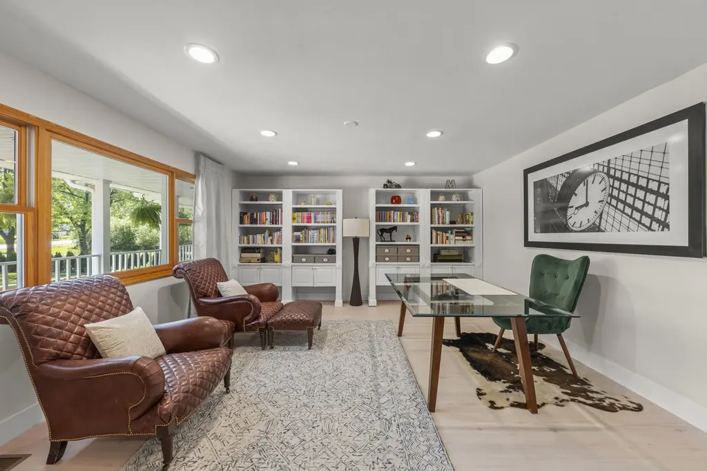 8S452 Bell Drive Naperville IL 60565