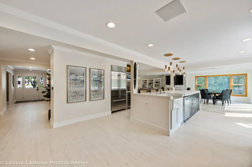 8S452 Bell Drive Naperville IL 60565