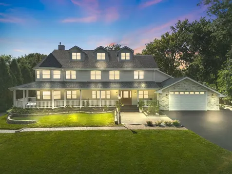 8S452 Bell Drive Naperville IL 60565
