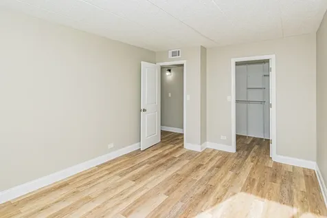 3851 North Parkway Drive Northbrook IL 60062