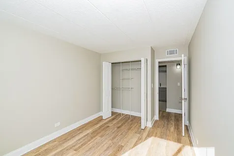 3851 North Parkway Drive Northbrook IL 60062