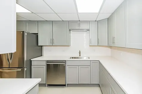 3851 North Parkway Drive Northbrook IL 60062