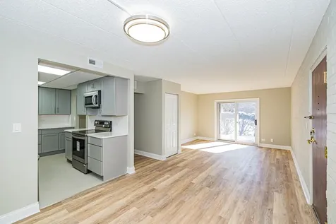 3851 North Parkway Drive Northbrook IL 60062