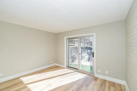 3851 North Parkway Drive Northbrook IL 60062