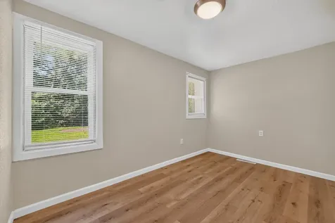 316 Brooke Road Rockford IL 61109