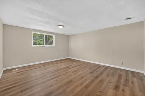 316 Brooke Road Rockford IL 61109