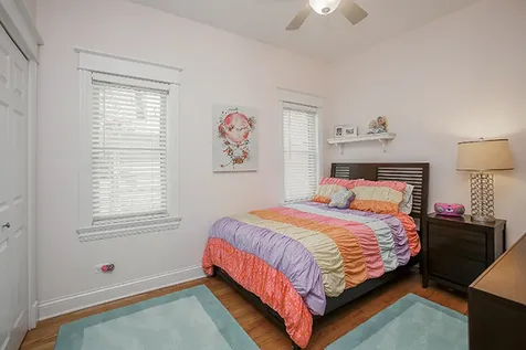 3836 North Janssen Avenue Chicago IL 60613