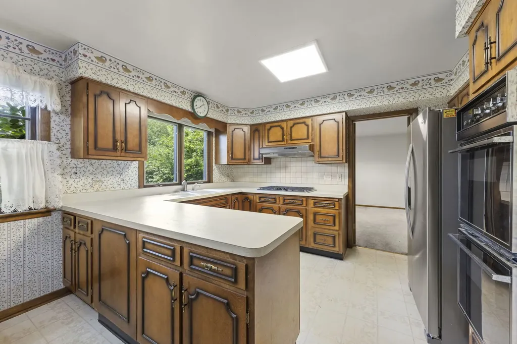 4726 Howard Avenue Western Springs IL 60558
