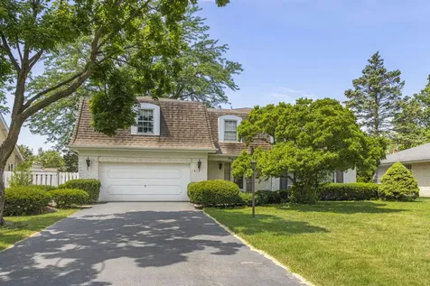 4726 Howard Avenue Western Springs IL 60558