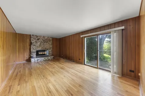 4726 Howard Avenue Western Springs IL 60558