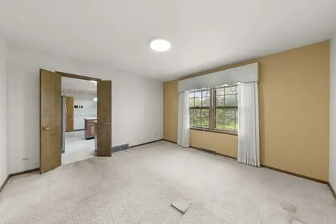 4726 Howard Avenue Western Springs IL 60558