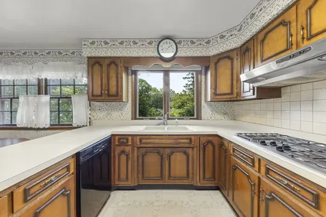 4726 Howard Avenue Western Springs IL 60558