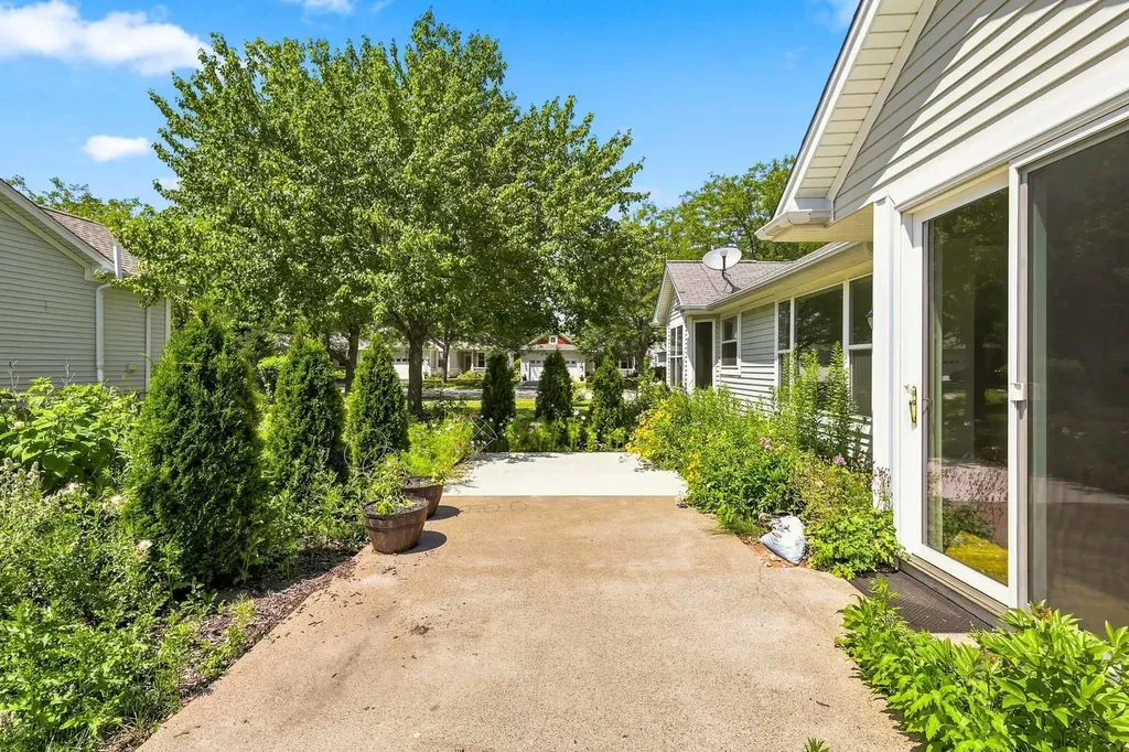 12655 Horseshoe Trail Huntley IL 60142