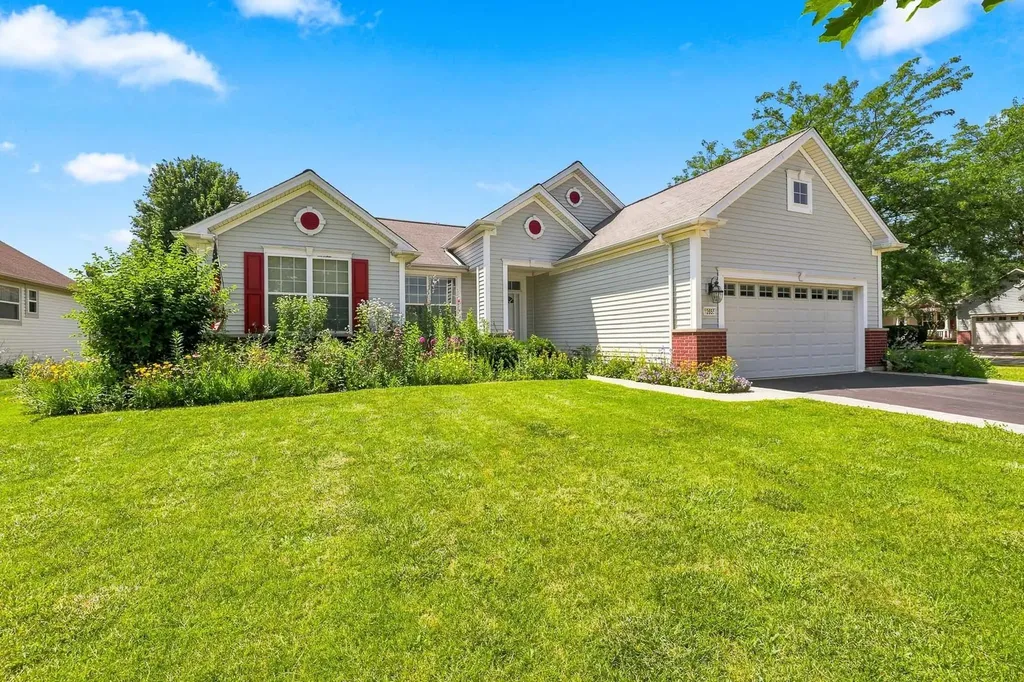 12655 Horseshoe Trail Huntley IL 60142
