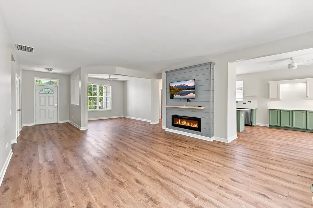 12655 Horseshoe Trail Huntley IL 60142
