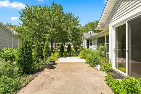12655 Horseshoe Trail Huntley IL 60142