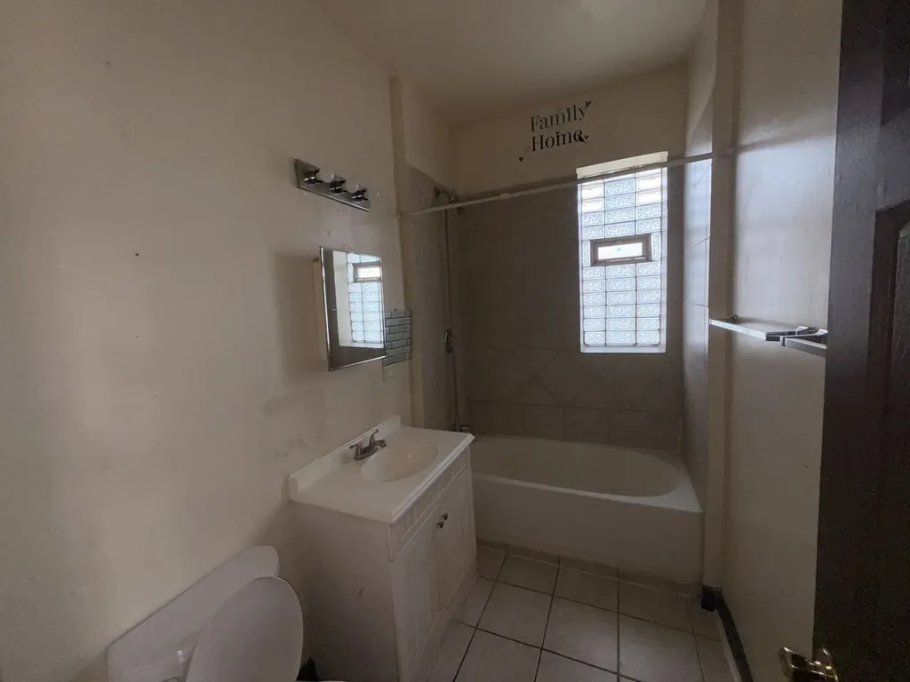 5920 South Calumet Avenue Chicago IL 60637