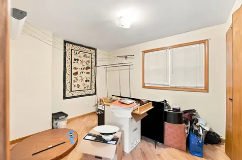 5789 North Elston Avenue Chicago IL 60646