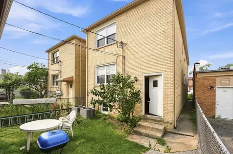 5789 North Elston Avenue Chicago IL 60646