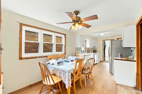 5789 North Elston Avenue Chicago IL 60646