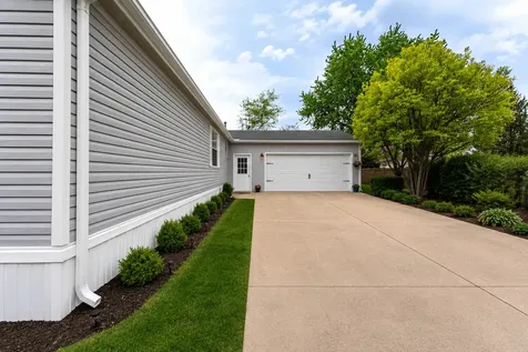 25 Cedar Lane Sandwich IL 60548