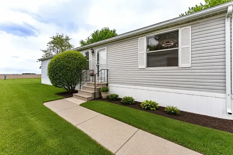 25 Cedar Lane Sandwich IL 60548