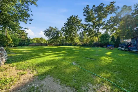 2007 34TH Street Zion IL 60099