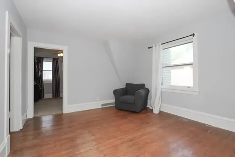 633 Lillie Street Elgin IL 60120