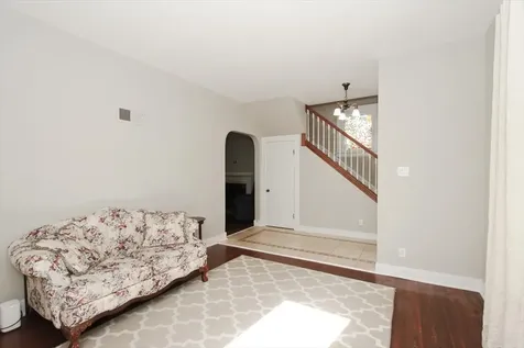 633 Lillie Street Elgin IL 60120