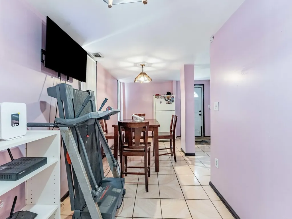 3311 South Damen Avenue Chicago IL 60608