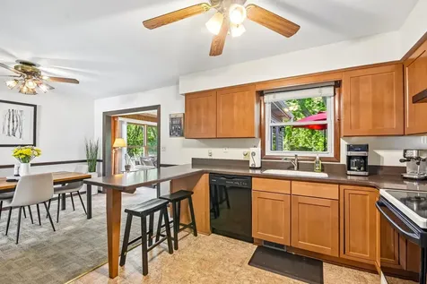 213 East Willow Street Elburn IL 60119